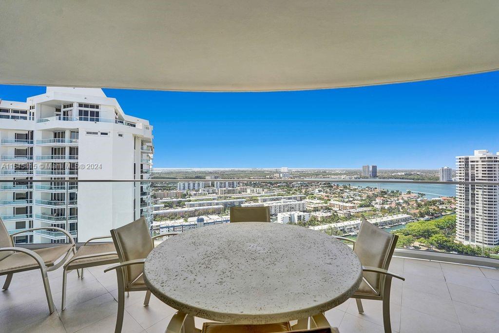 2800 ISL BLVD WILLIAMS IS - Residential