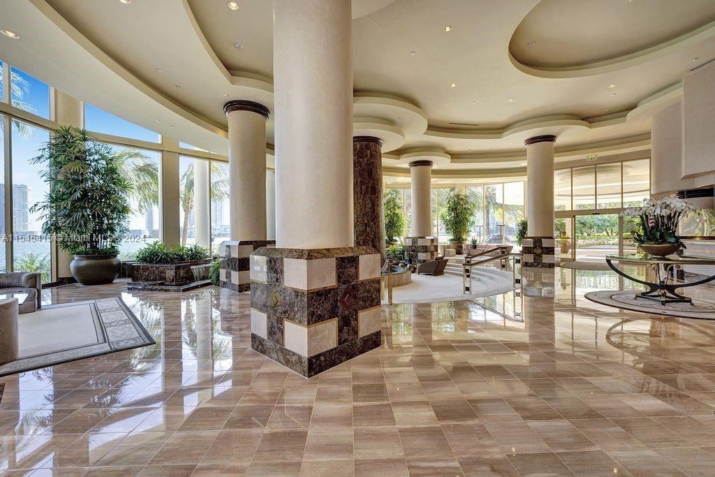 2800 ISL BLVD WILLIAMS IS - Residential