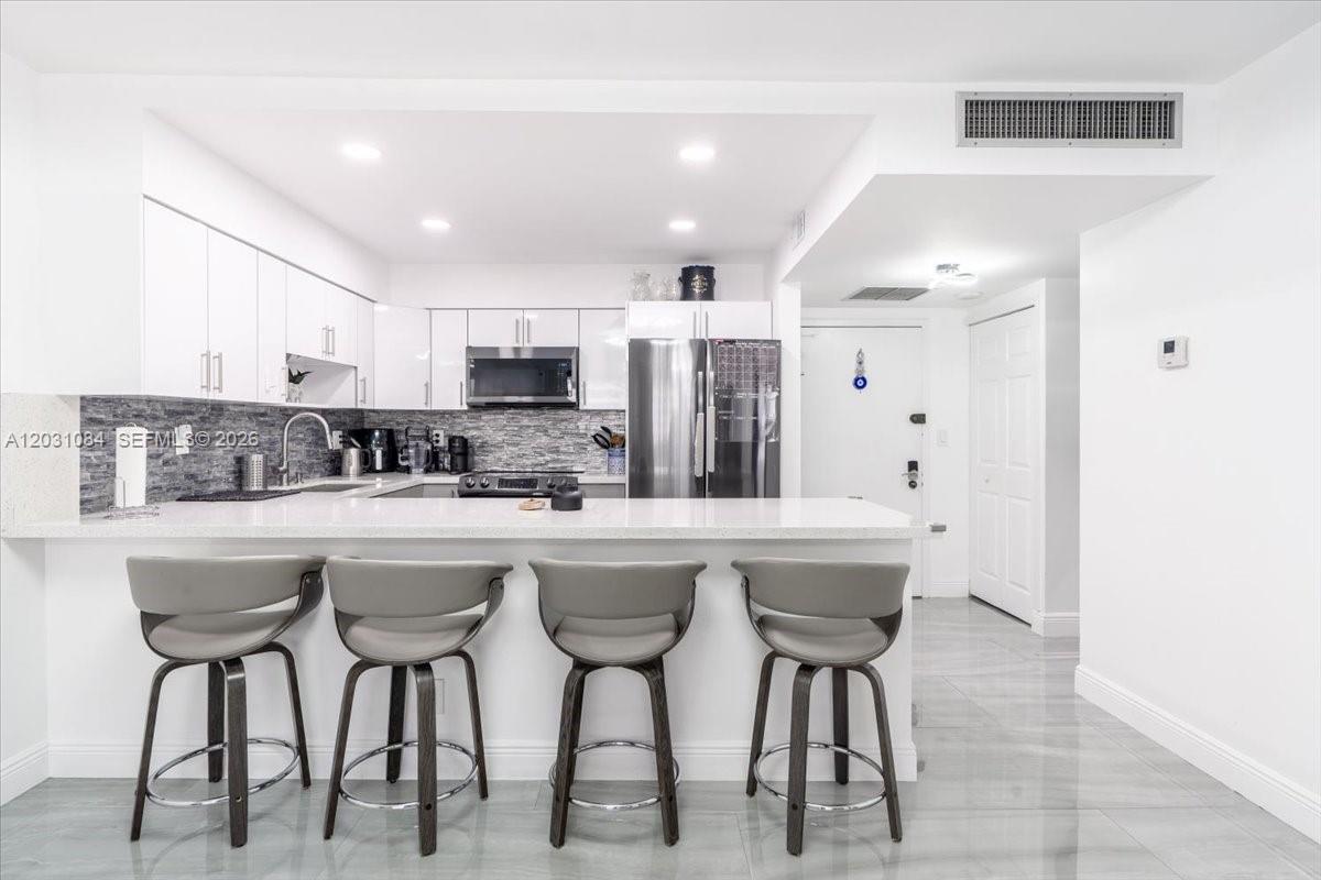 600 Three Islands Blvd 1413