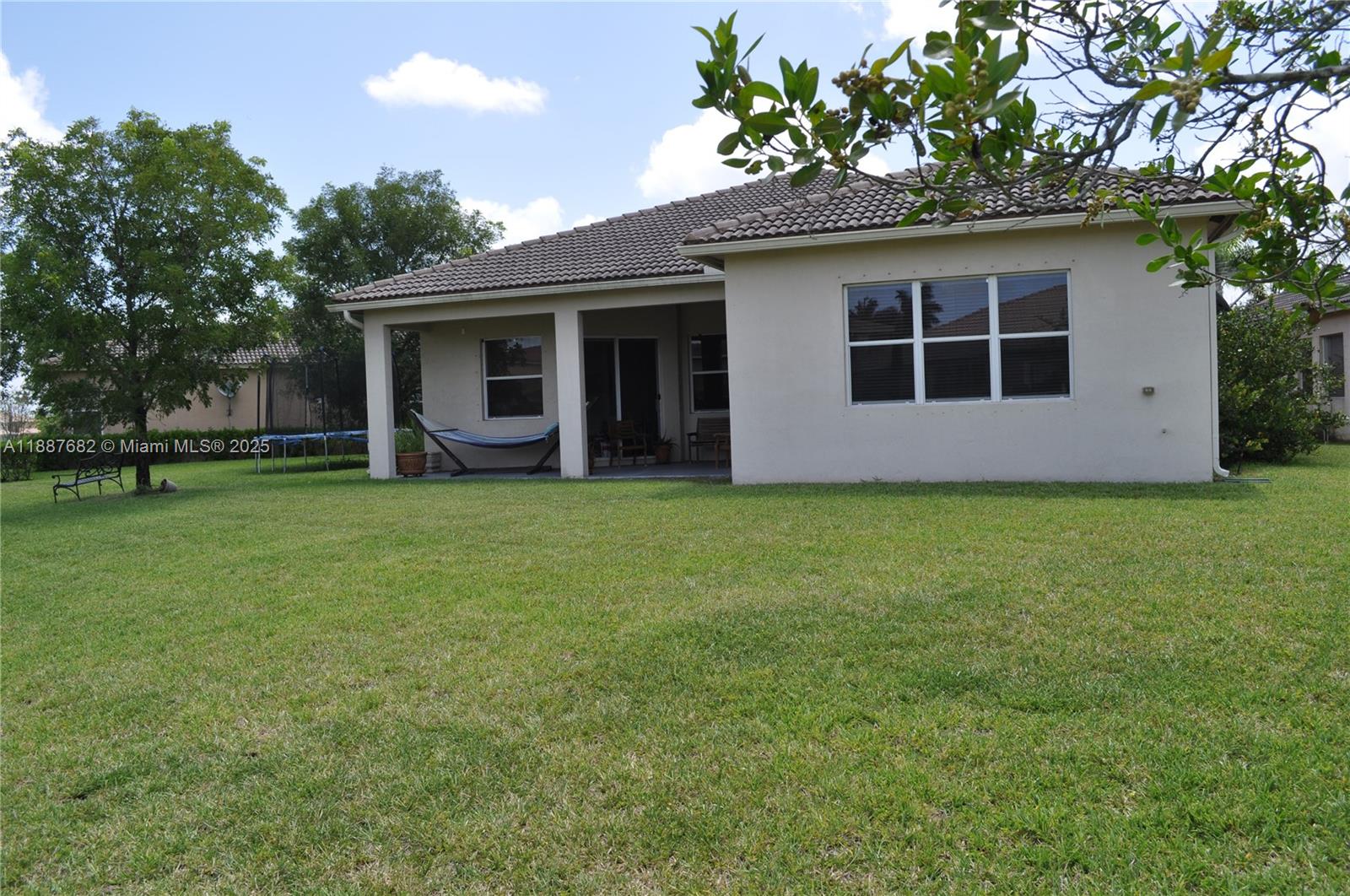 ISLES AT WESTON - Residential Lease