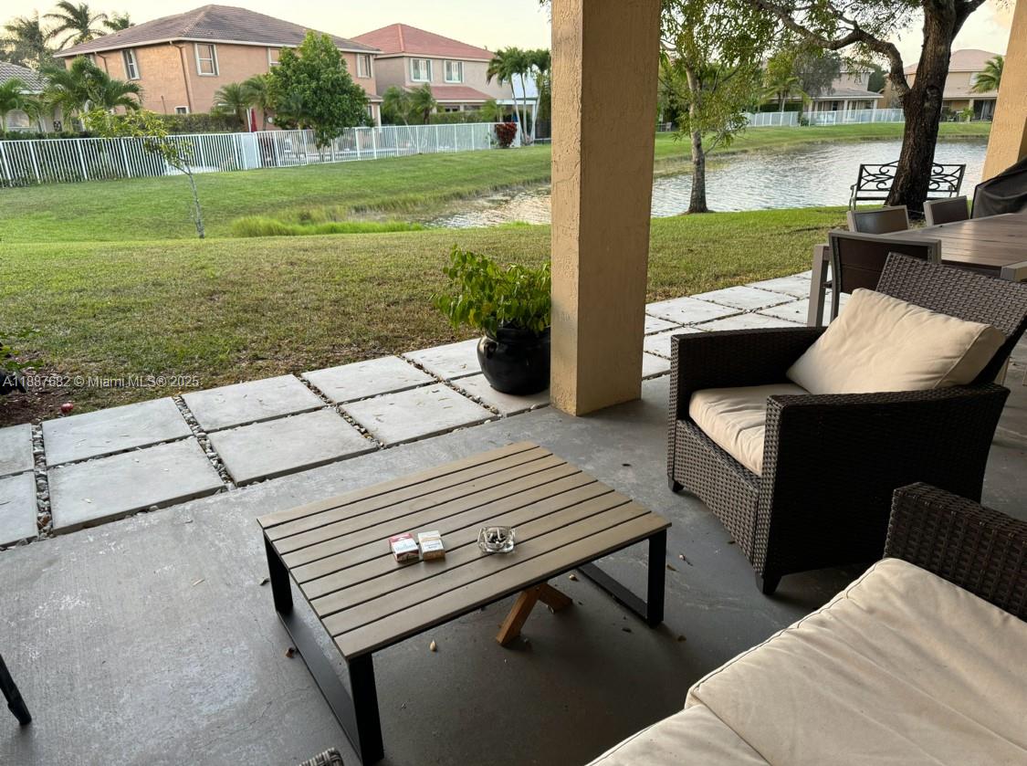 ISLES AT WESTON - Residential Lease
