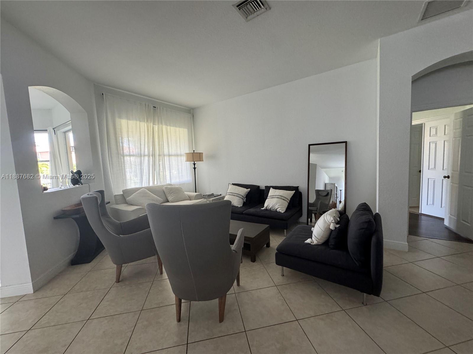 ISLES AT WESTON - Residential Lease