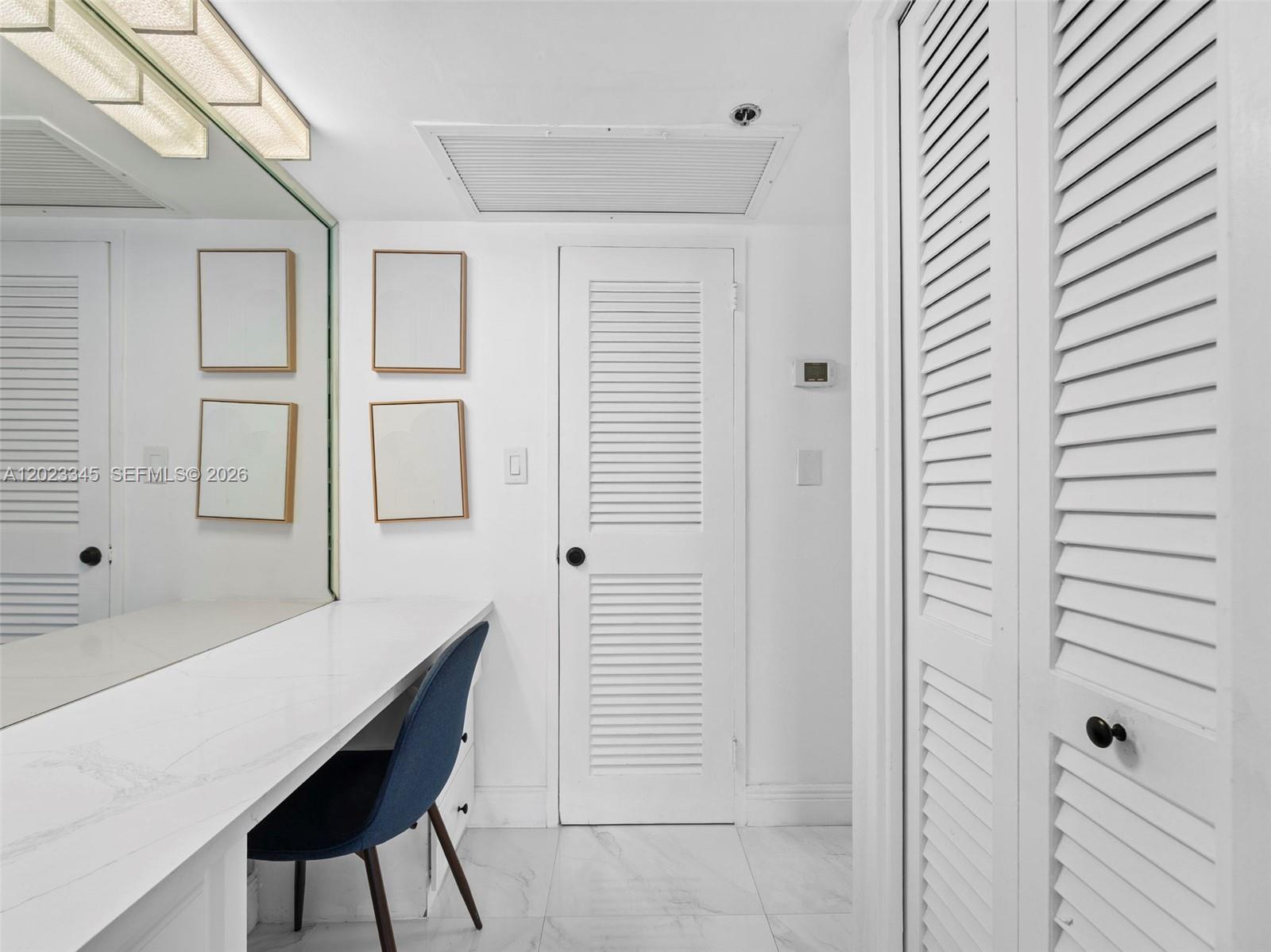 THE ALEXANDER CONDO - Residential
