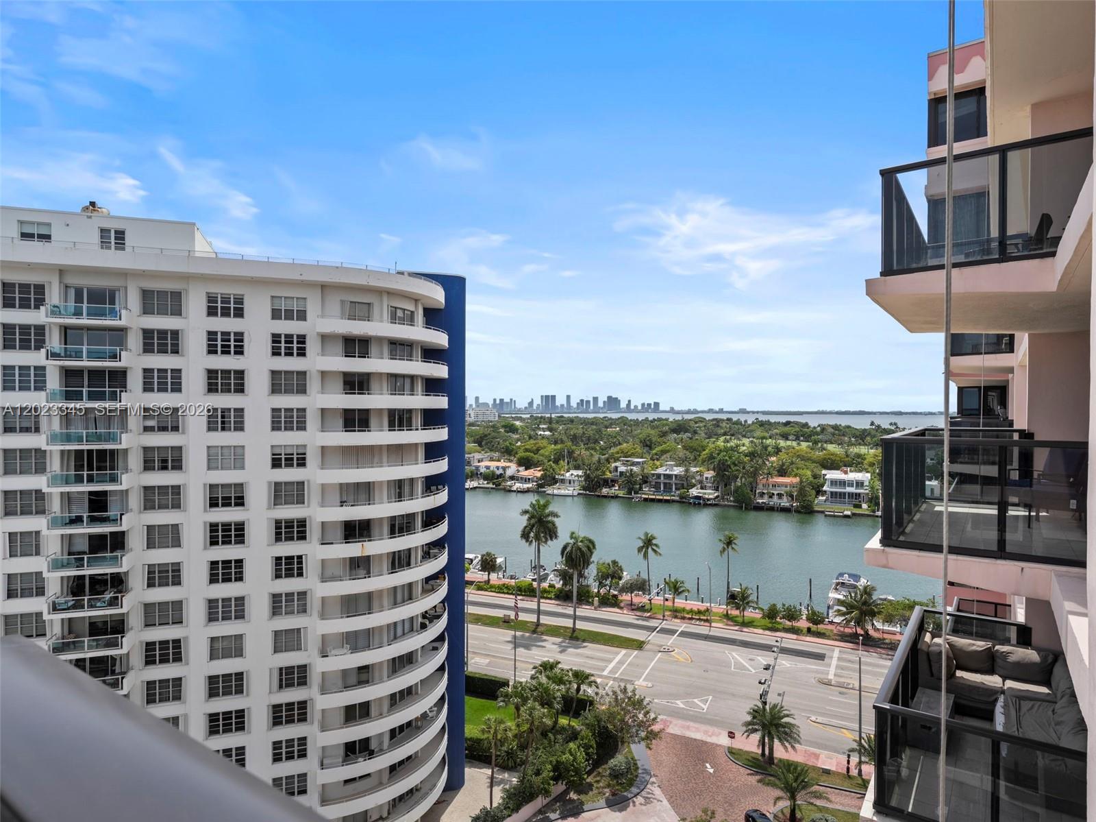 THE ALEXANDER CONDO - Residential