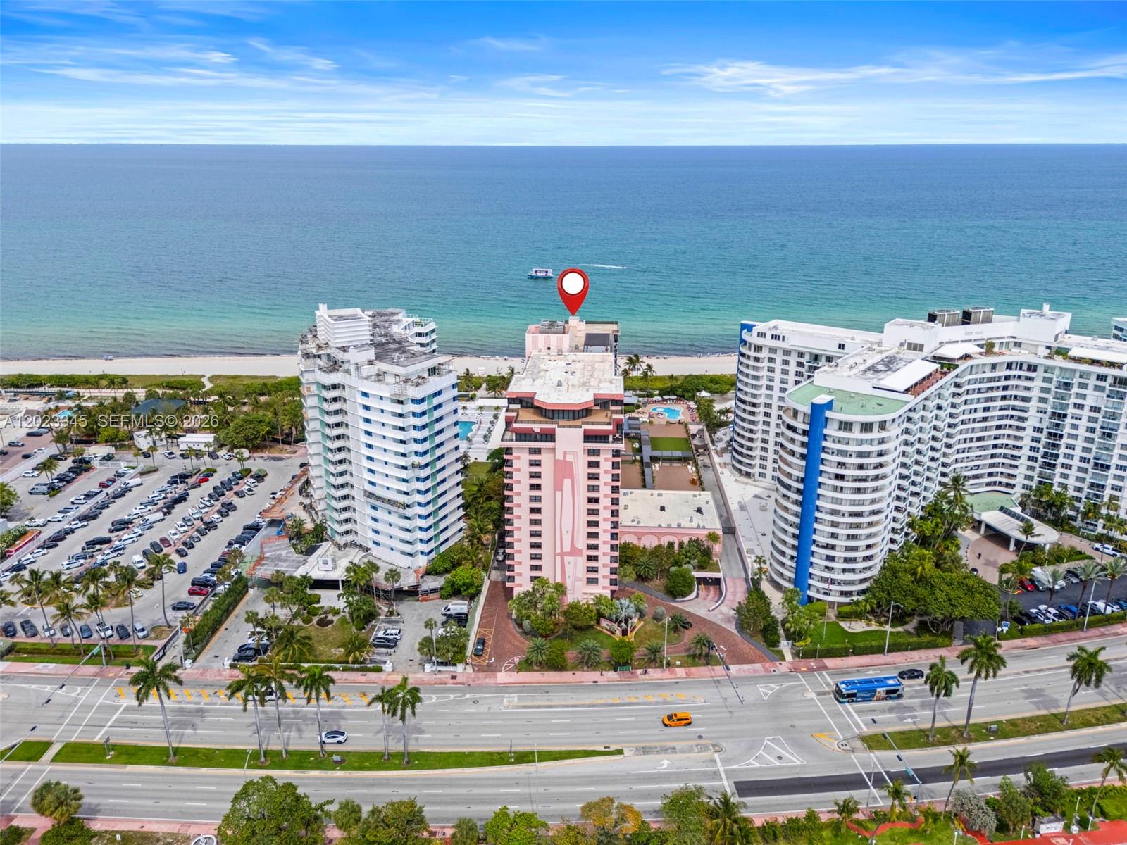 THE ALEXANDER CONDO - Residential