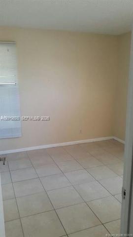 CYPRESS TRACE CONDO - Residential