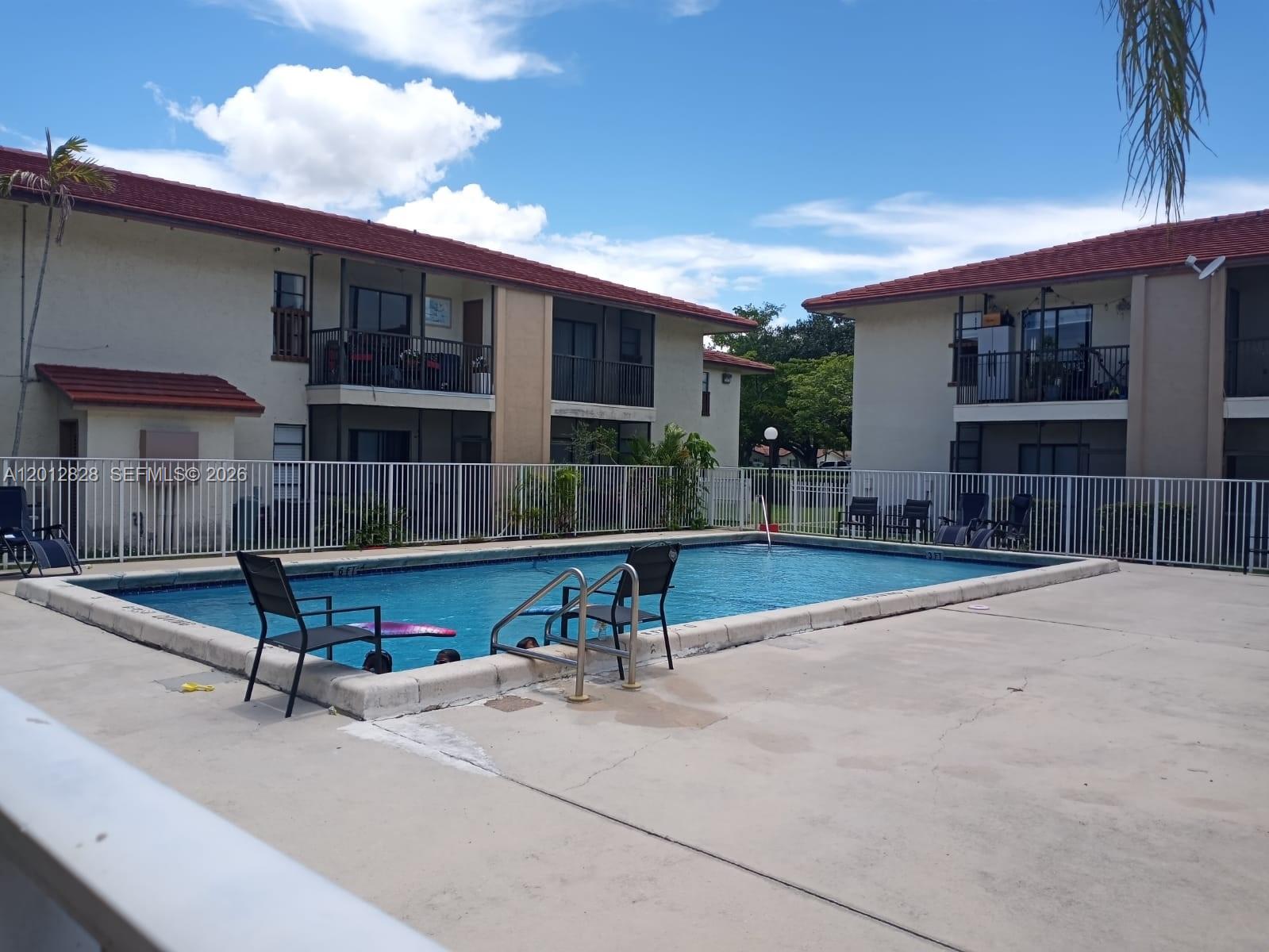 CYPRESS TRACE CONDO - Residential