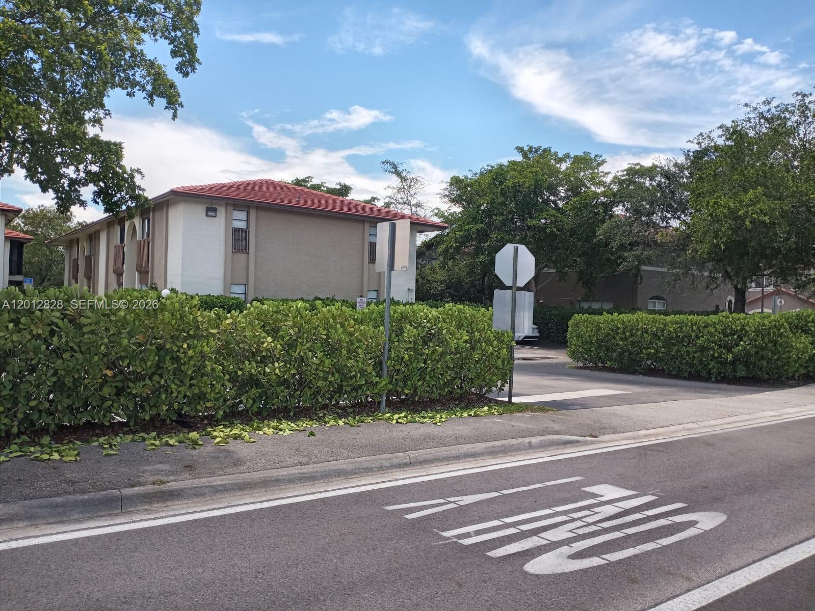 CYPRESS TRACE CONDO - Residential