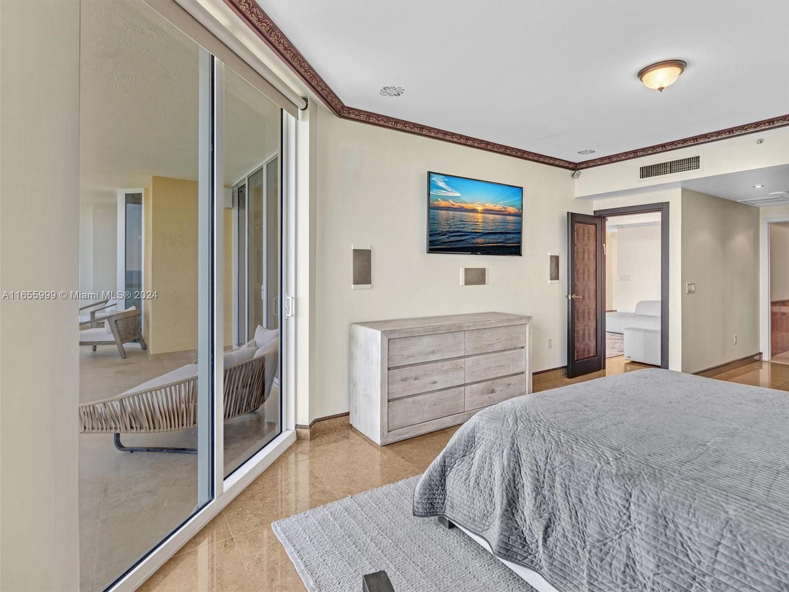 ACQUALINA OCEAN RESIDENCE - Residential