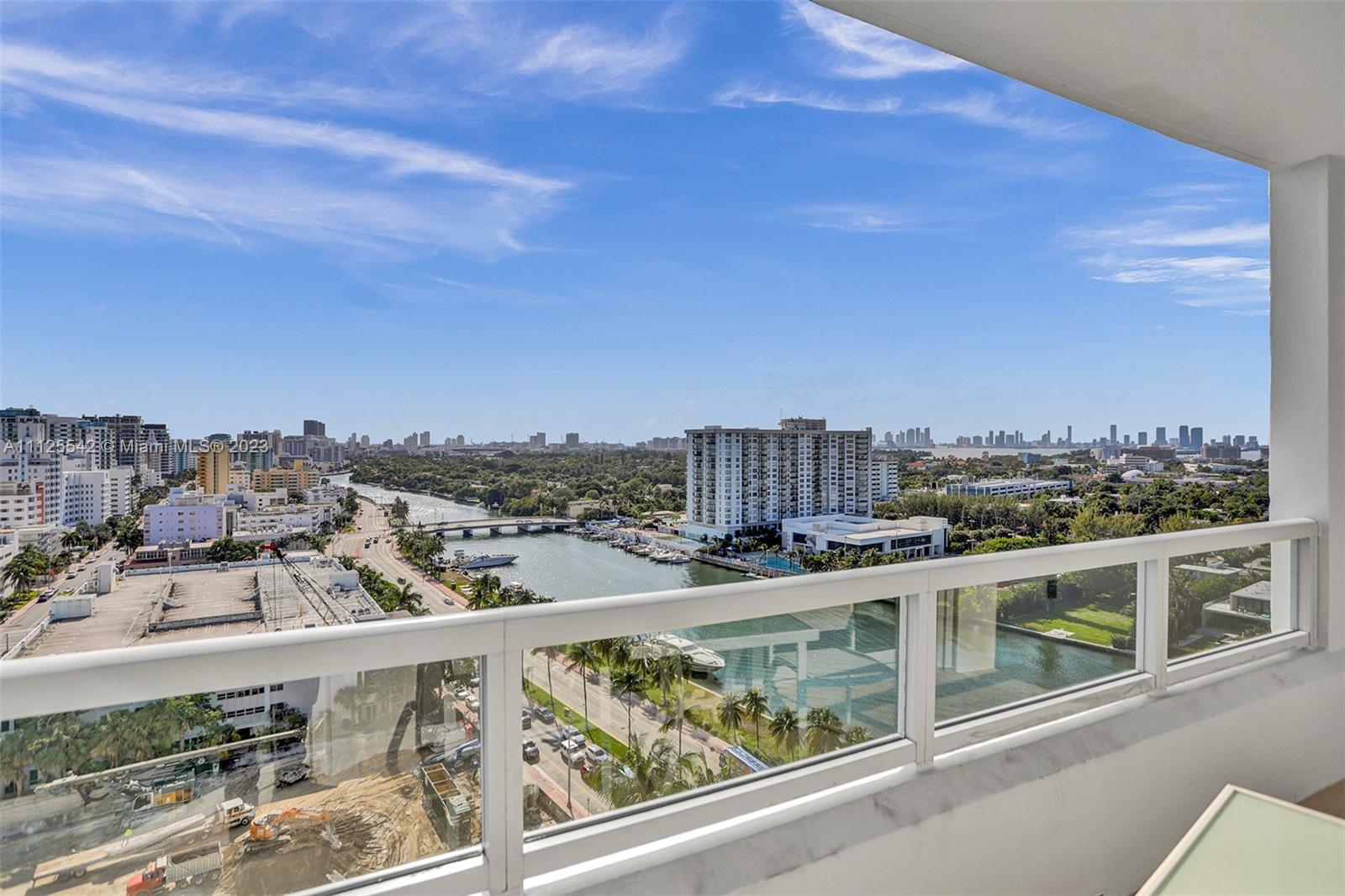 FONTAINEBLEAU II/TRESOR - Residential
