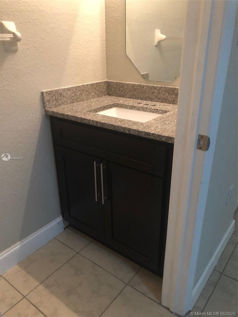 KENDALL GREENS CONDO - Residential Lease