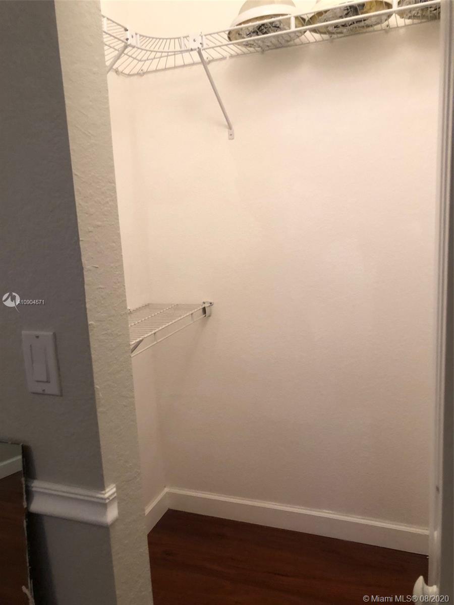 KENDALL GREENS CONDO - Residential Lease