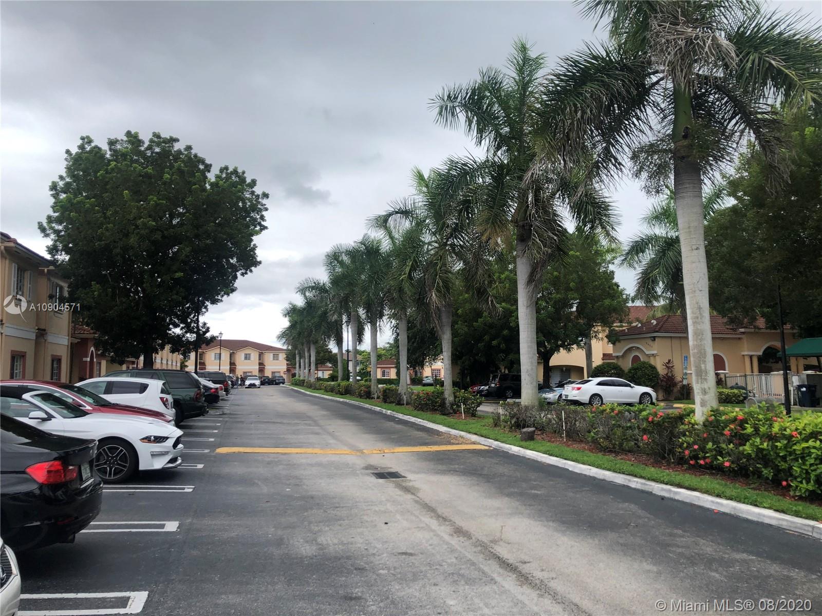 KENDALL GREENS CONDO - Residential Lease