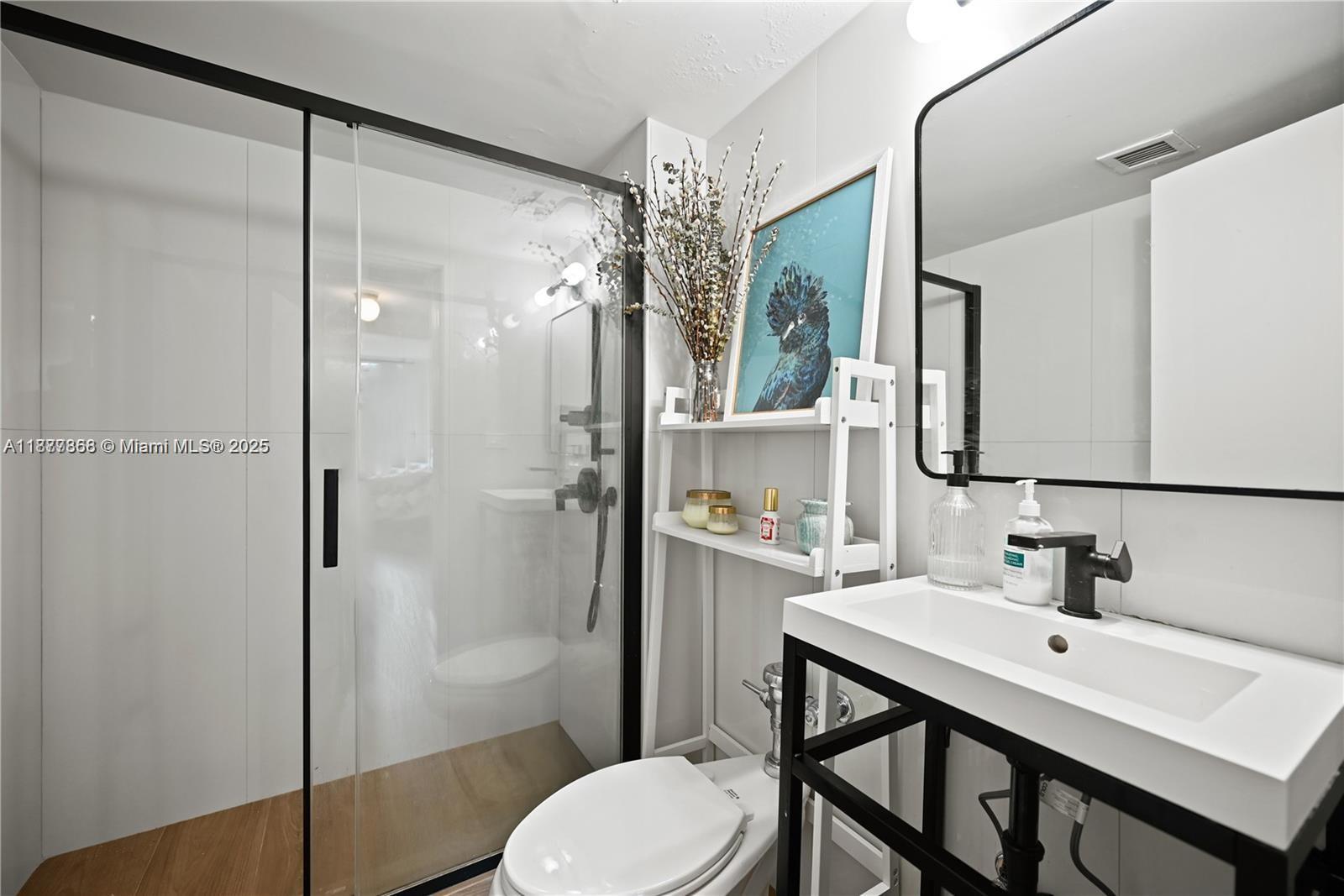 FLAMINGO SOUTH BEACH I CO - Residential