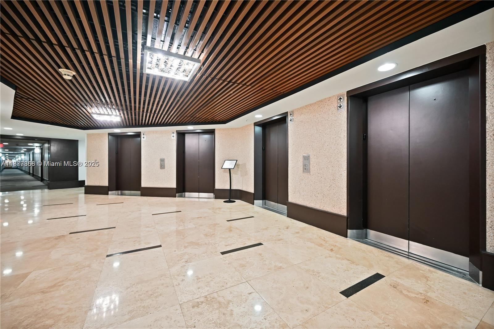 FLAMINGO SOUTH BEACH I CO - Residential