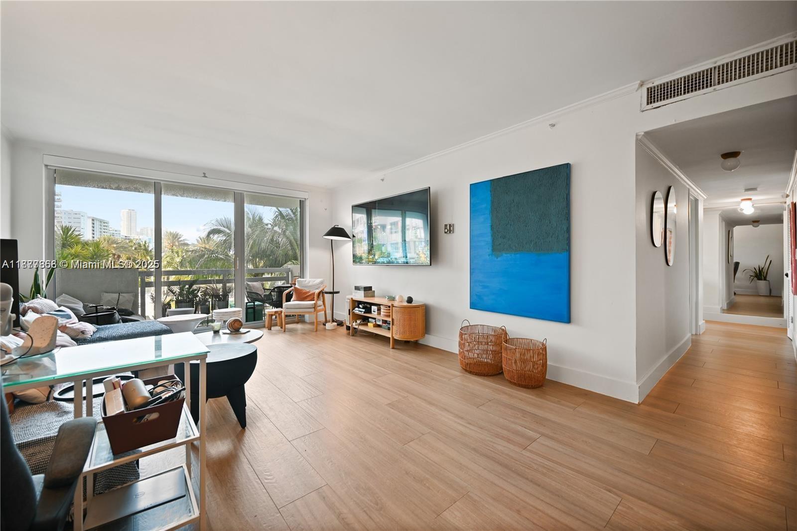 FLAMINGO SOUTH BEACH I CO - Residential