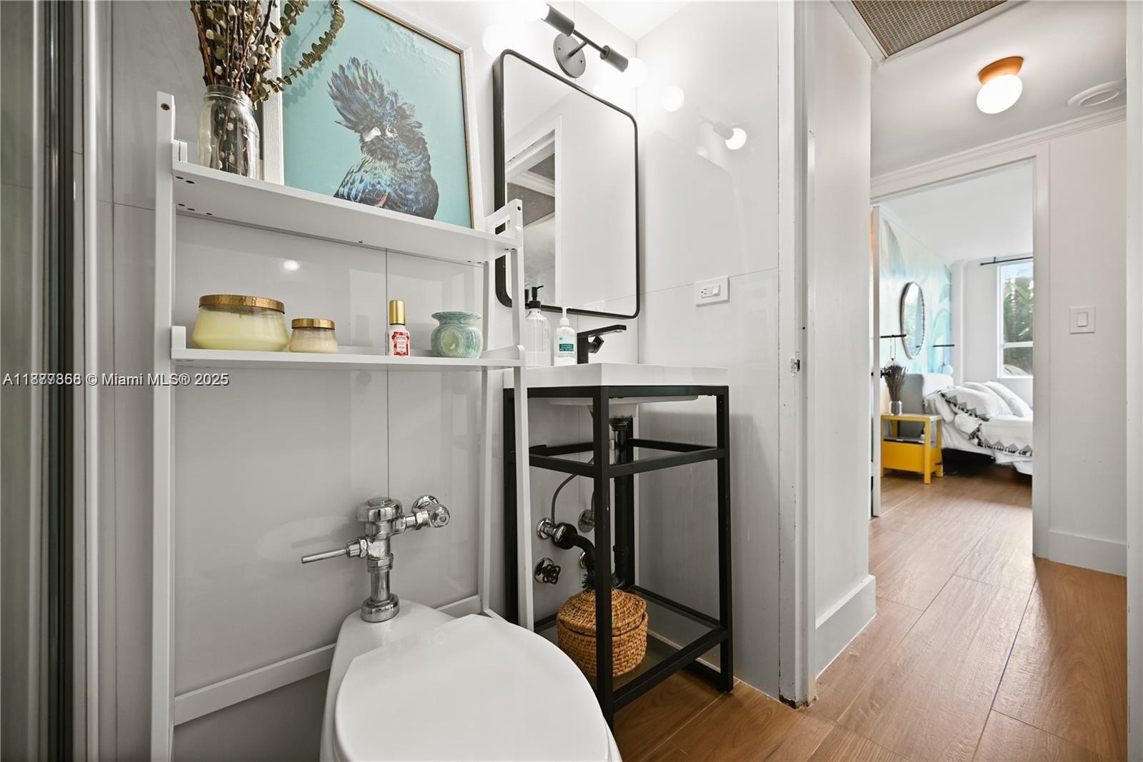 FLAMINGO SOUTH BEACH I CO - Residential