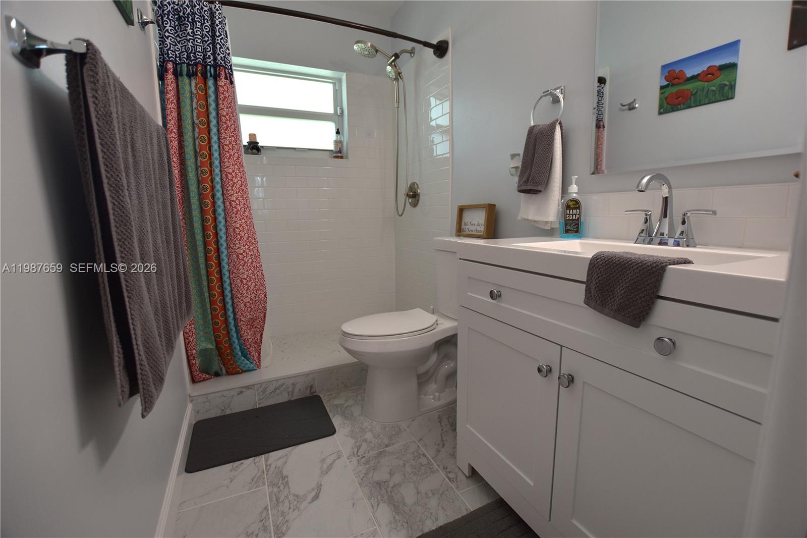 CRESTHAVEN VILLAS CONDO 3 - Residential Lease