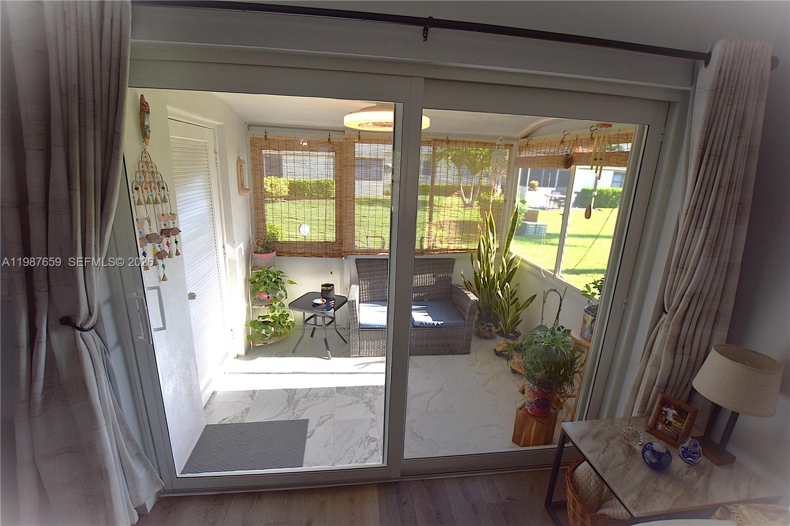 CRESTHAVEN VILLAS CONDO 3 - Residential Lease