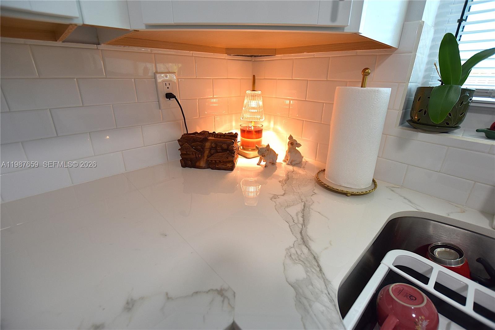 CRESTHAVEN VILLAS CONDO 3 - Residential Lease