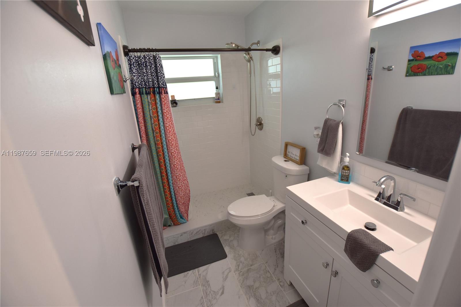 CRESTHAVEN VILLAS CONDO 3 - Residential Lease