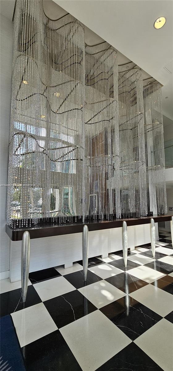 1800 CLUB CONDO - Residential