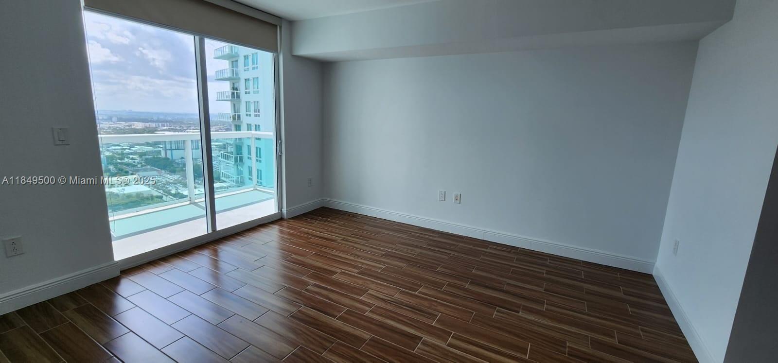 1800 CLUB CONDO - Residential