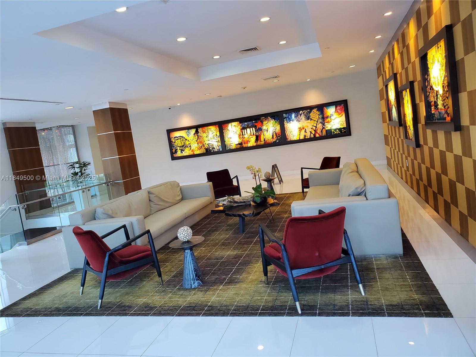 1800 CLUB CONDO - Residential