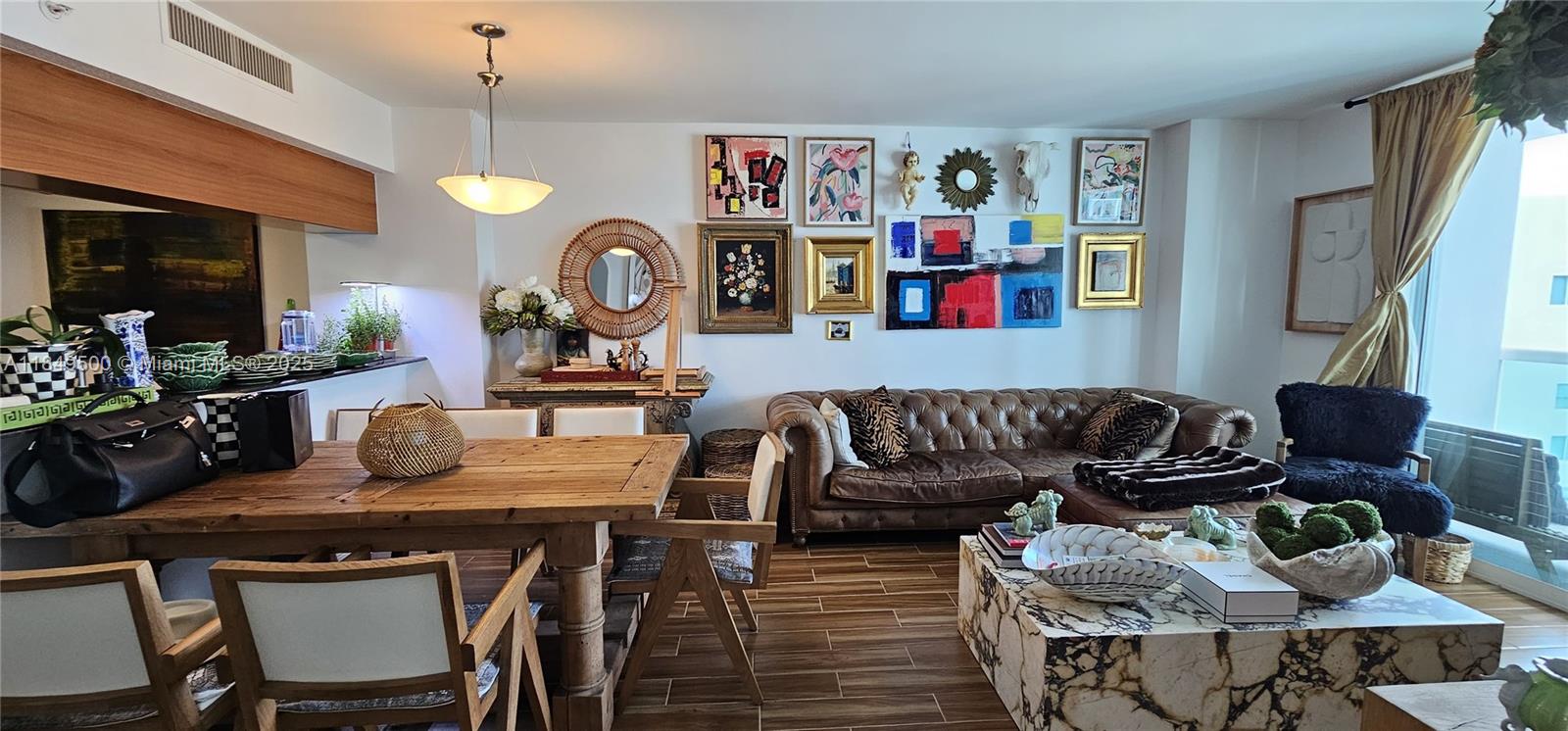 1800 CLUB CONDO - Residential