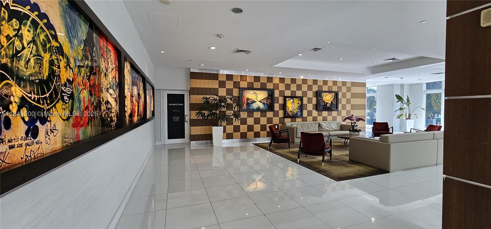 1800 CLUB CONDO - Residential