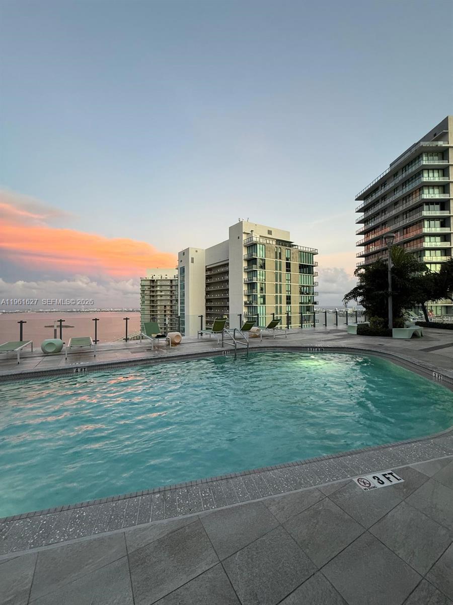 PARAISO BAYVIEWS CONDO - Residential