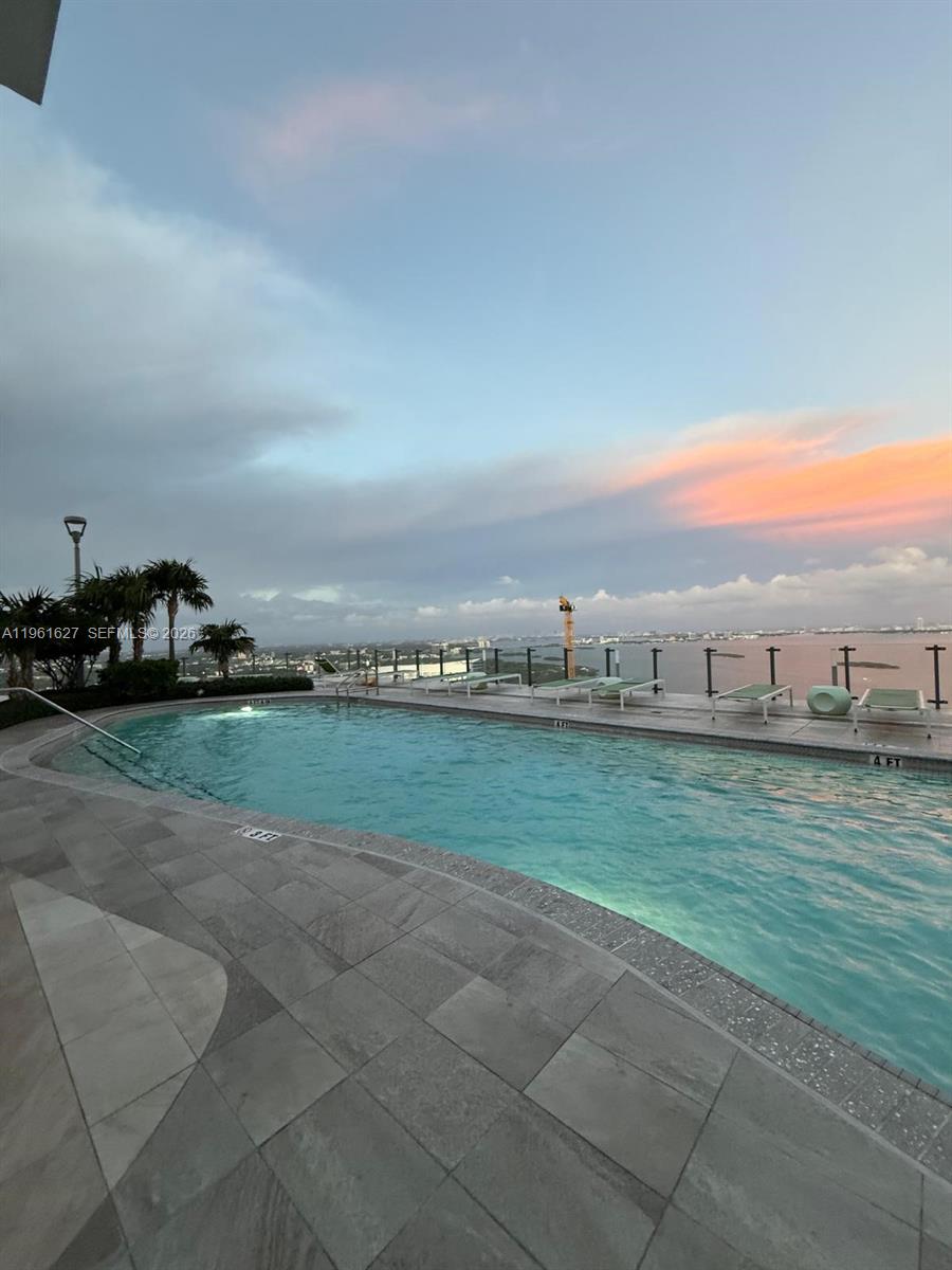 PARAISO BAYVIEWS CONDO - Residential