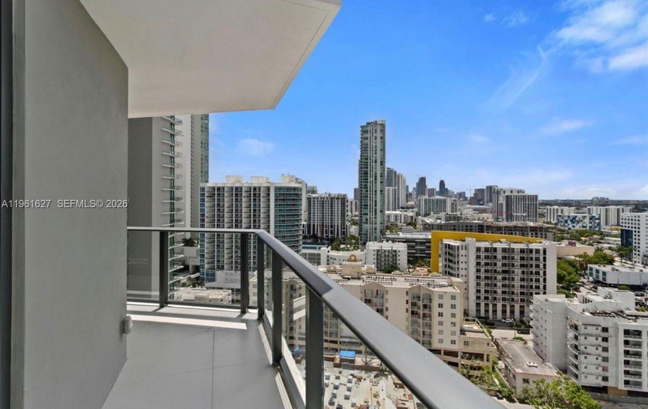 PARAISO BAYVIEWS CONDO - Residential