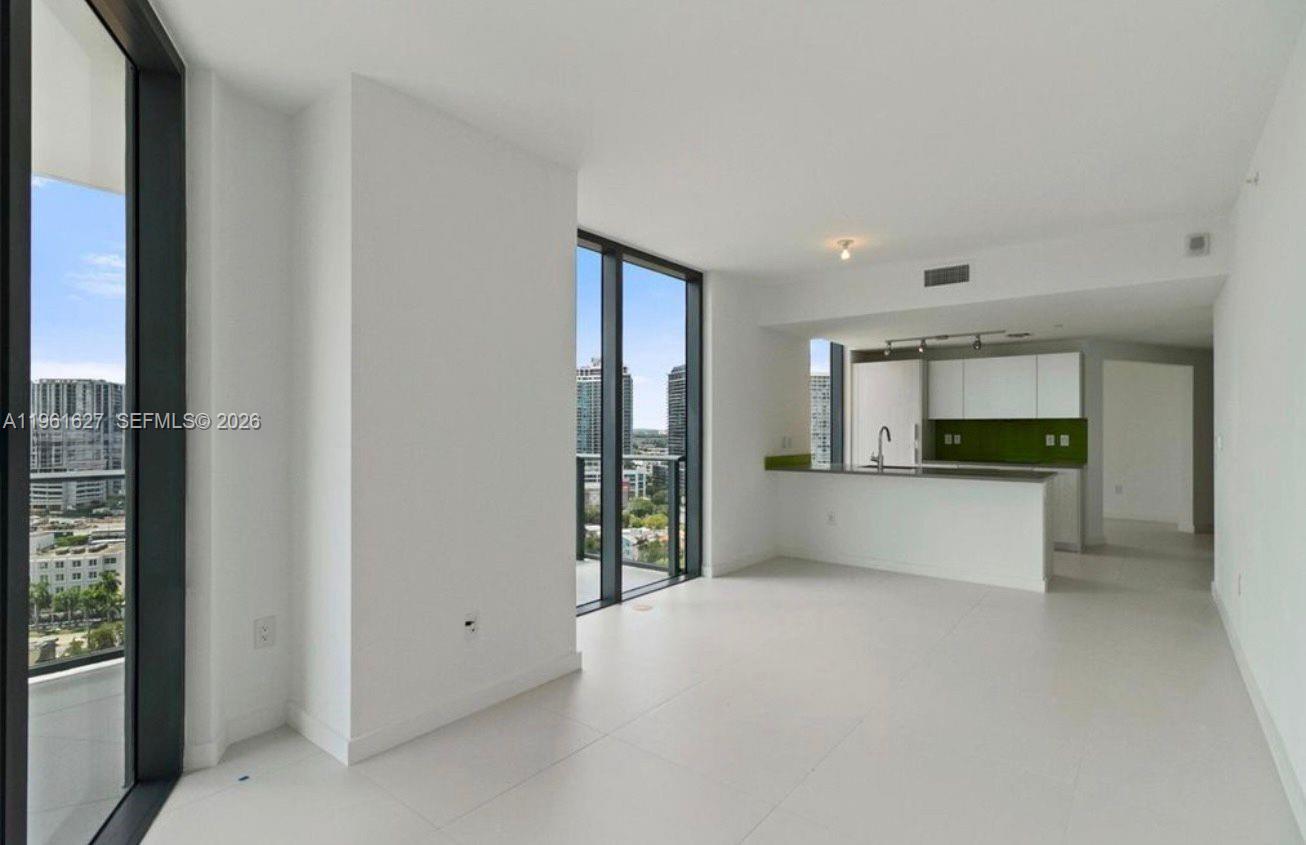 PARAISO BAYVIEWS CONDO - Residential