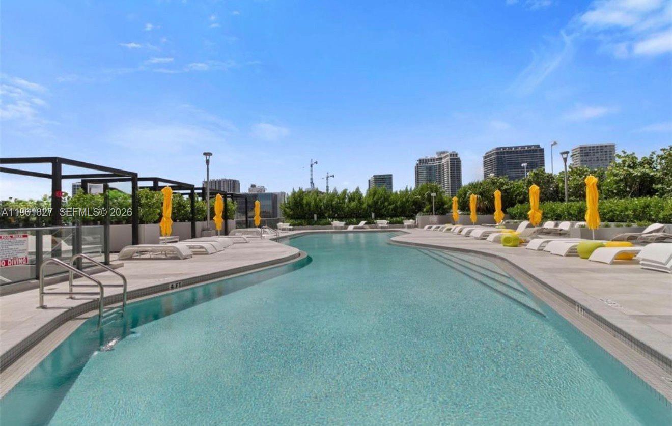 PARAISO BAYVIEWS CONDO - Residential