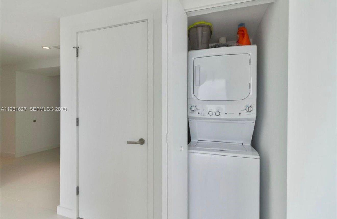 PARAISO BAYVIEWS CONDO - Residential