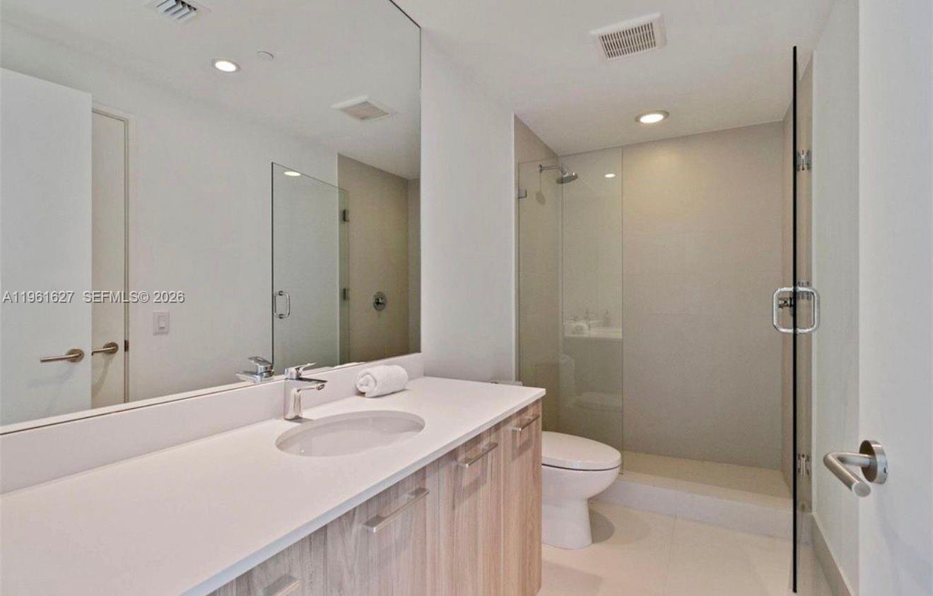 PARAISO BAYVIEWS CONDO - Residential