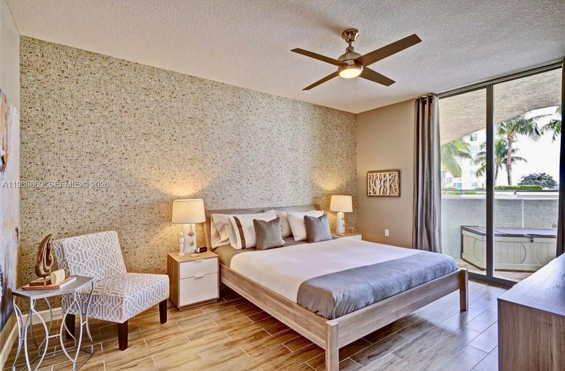 HOLLYWOOD STATION RES CON - Residential Lease