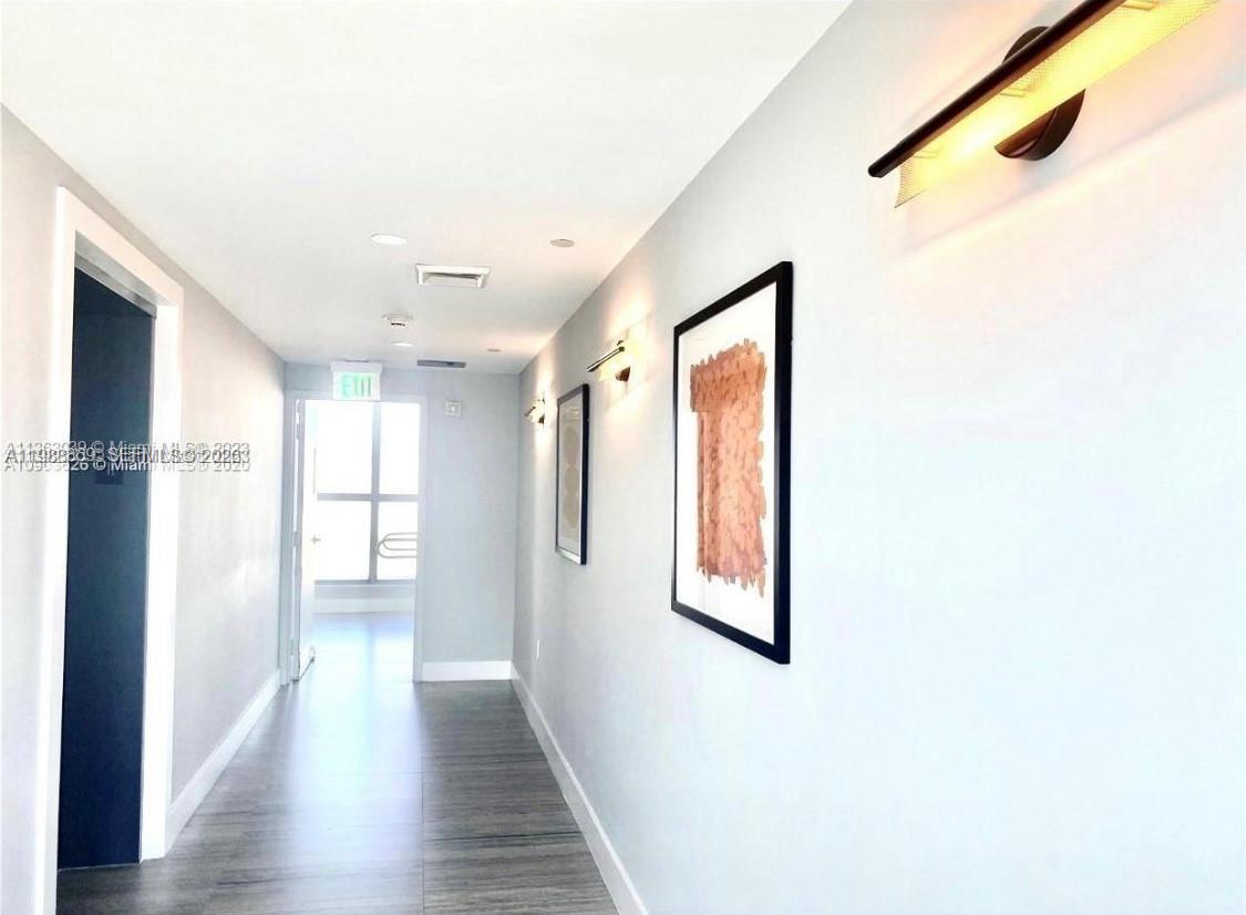 HOLLYWOOD STATION RES CON - Residential Lease