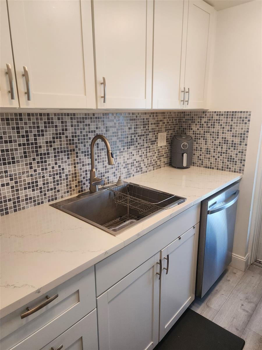 LEISUREVILLE LAKE CONDO - Residential