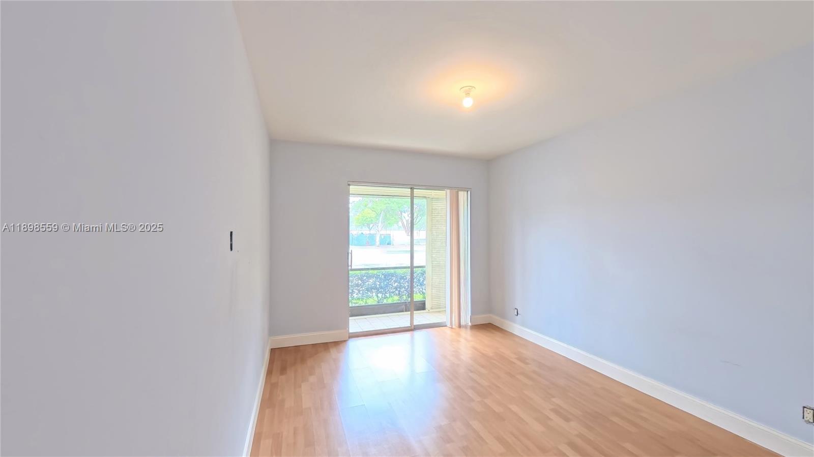 RAMBLEWOOD EAST CONDO - Residential