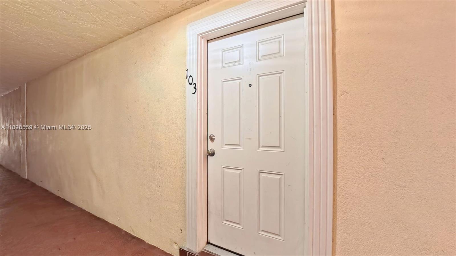 RAMBLEWOOD EAST CONDO - Residential