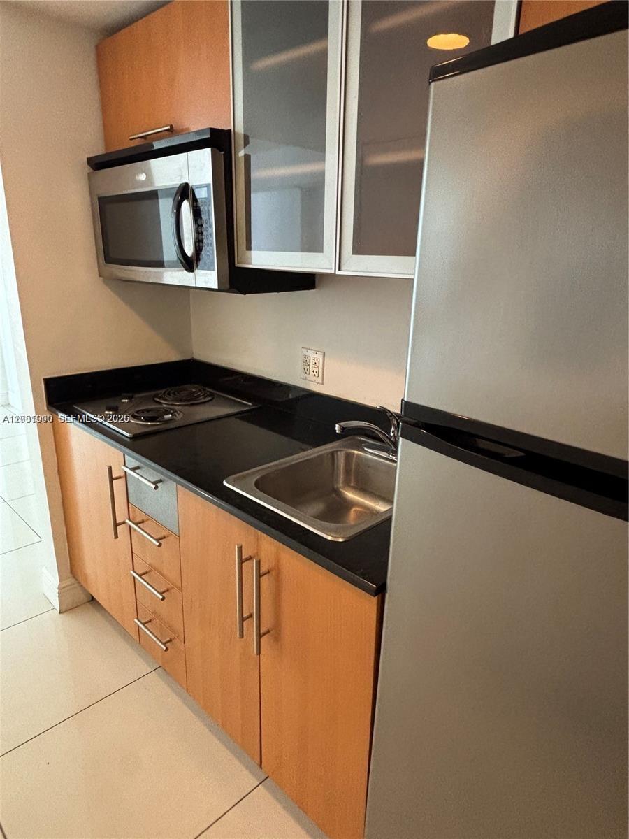 OPERA TOWER CONDO - Residential Lease