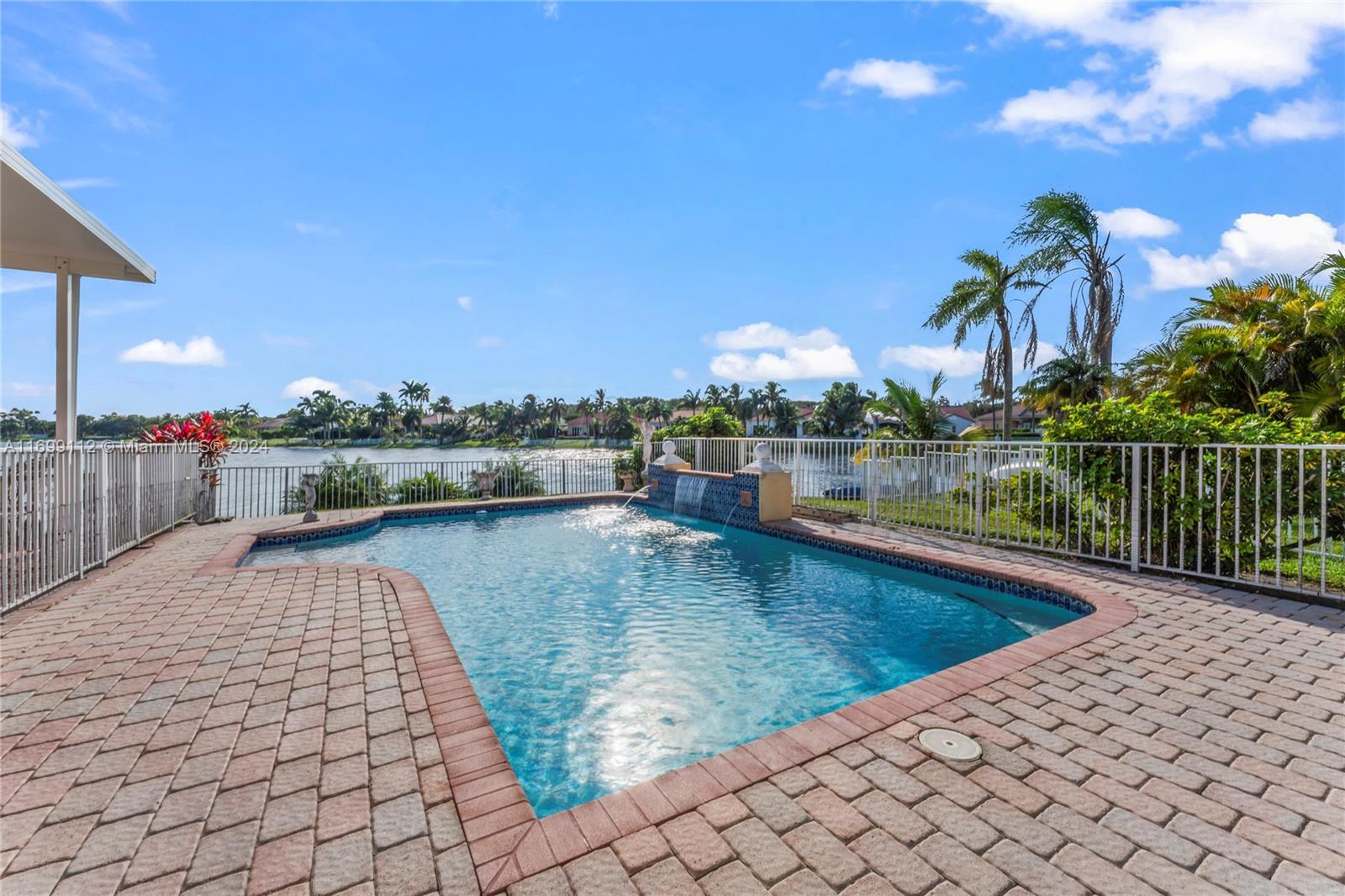 REPLAT OF COUNTRY LAKES - Residential