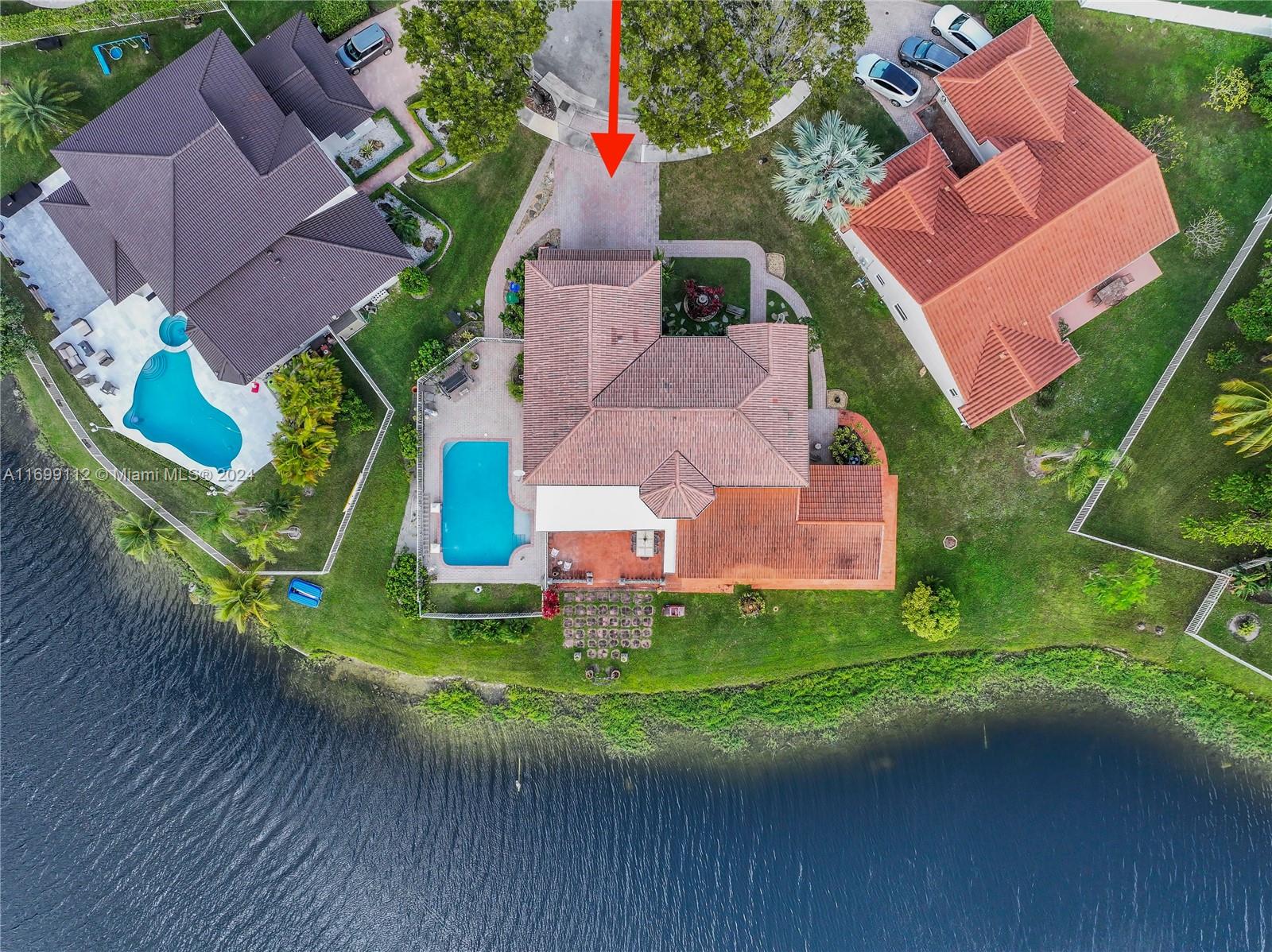 REPLAT OF COUNTRY LAKES - Residential