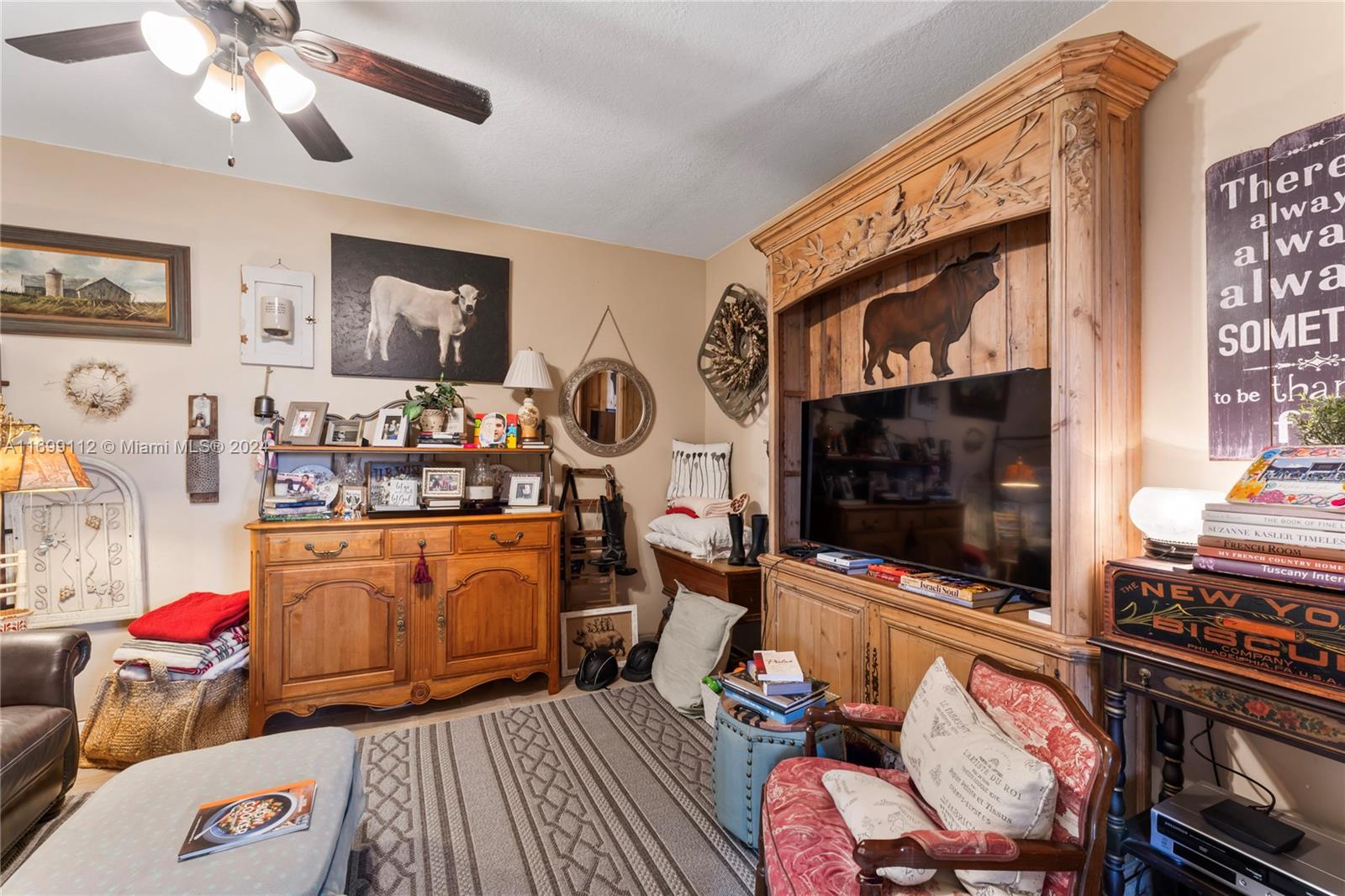 REPLAT OF COUNTRY LAKES - Residential