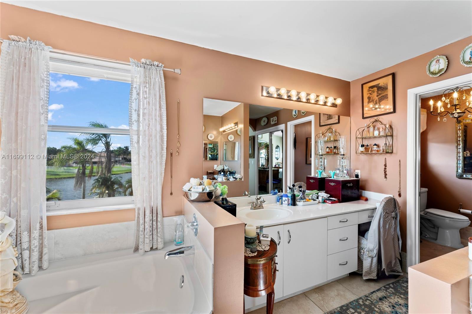 REPLAT OF COUNTRY LAKES - Residential