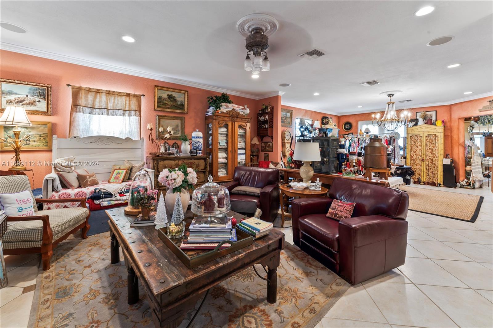 REPLAT OF COUNTRY LAKES - Residential