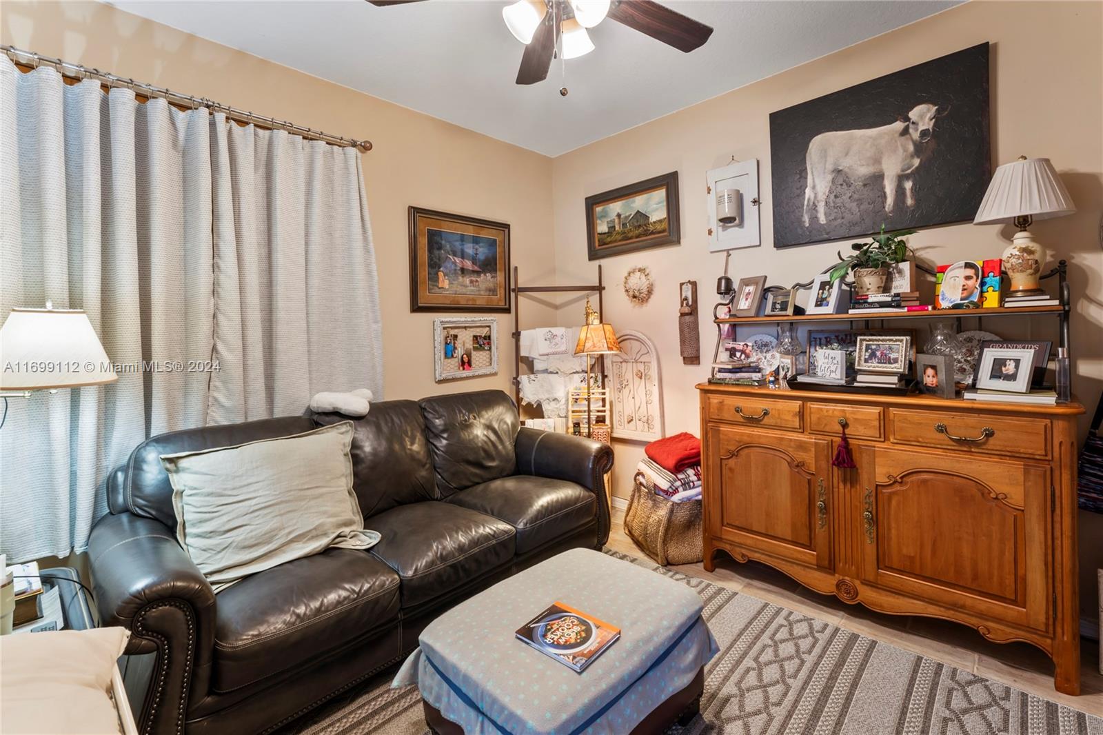 REPLAT OF COUNTRY LAKES - Residential