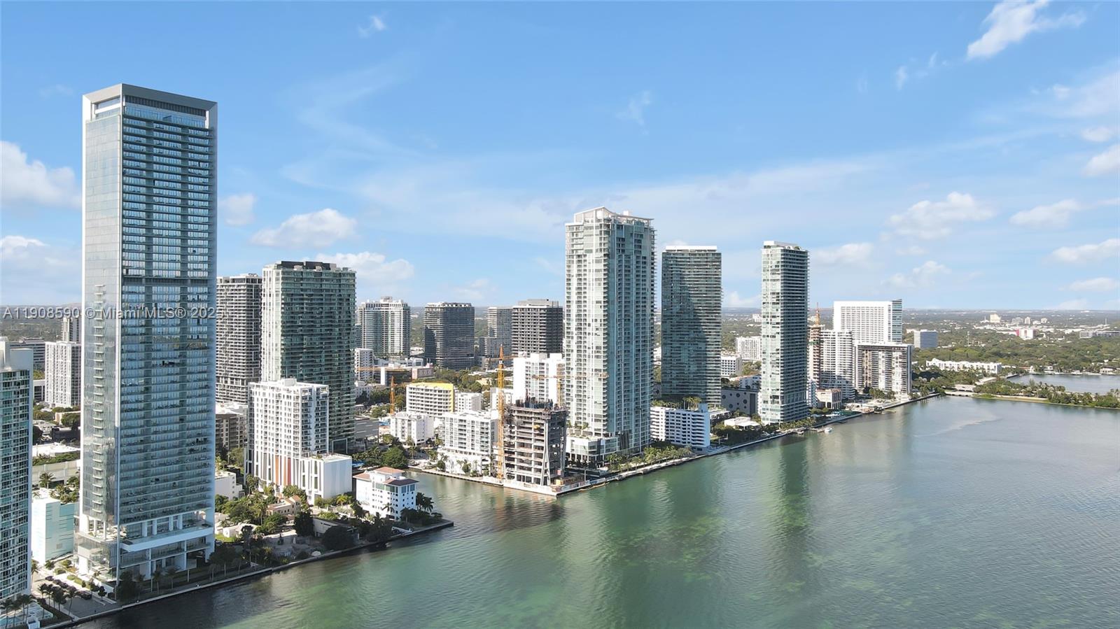 ESCOTTONIA PARK - Residential Lease